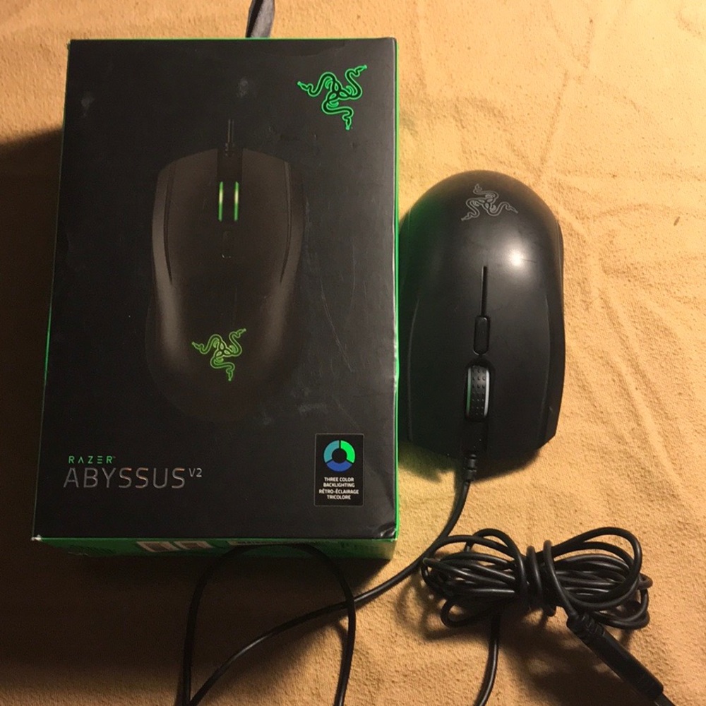 Razer Abyssus V2 wired gaming mouse